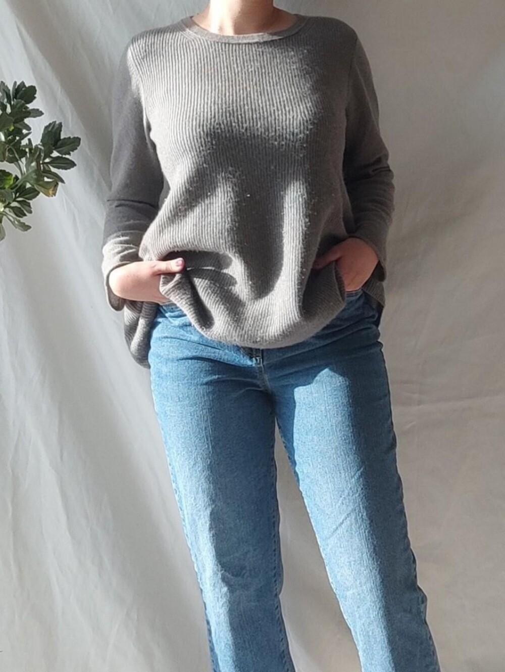 Forté Cashmere Gray Relaxed Fit Sweater